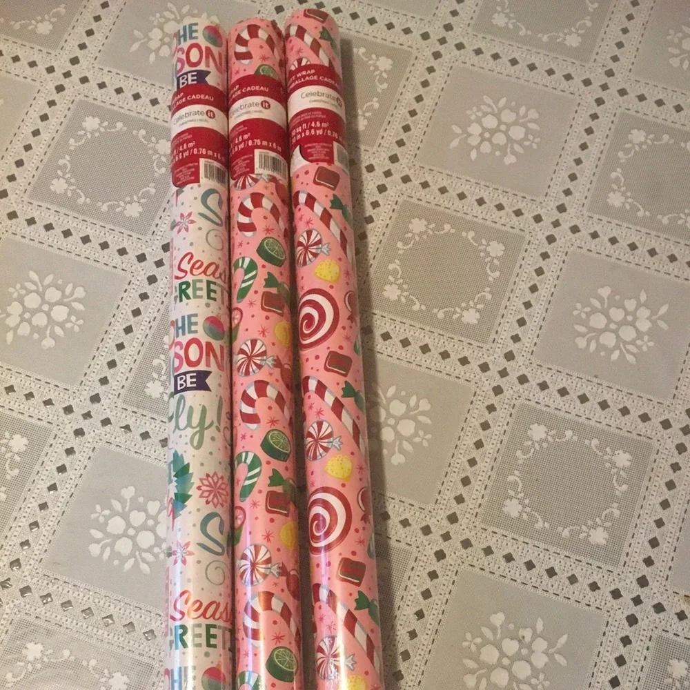 🆕 Celebrate It Christmas Gift Wrapping Paper, 150 Sq Ft
